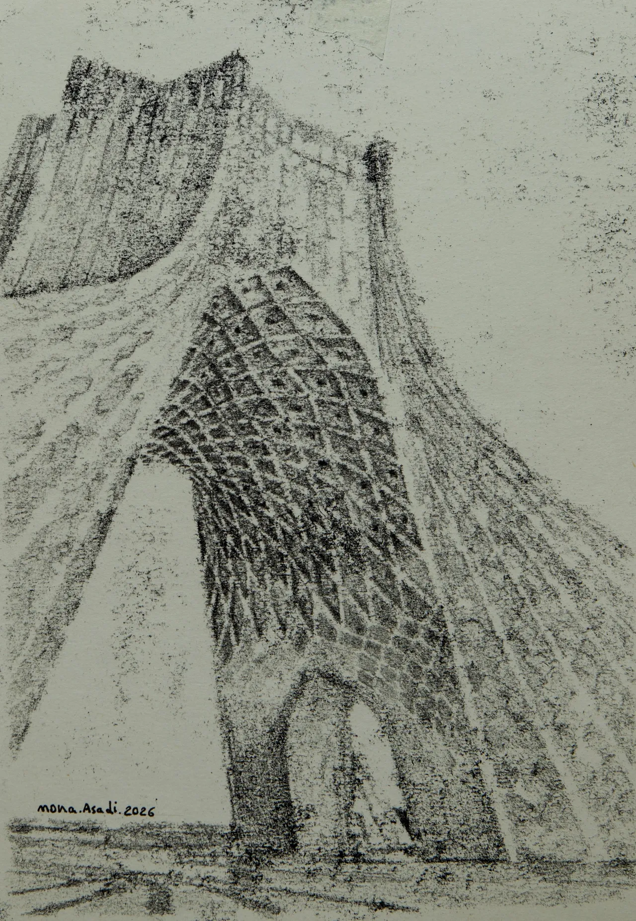 مونا اسدی